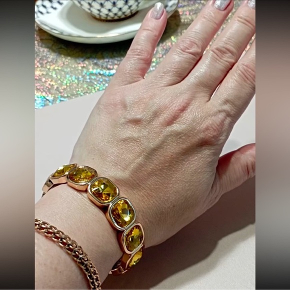 Amber Gold Gemstone Crystal Stretch Bracelet - Picture 2 of 7